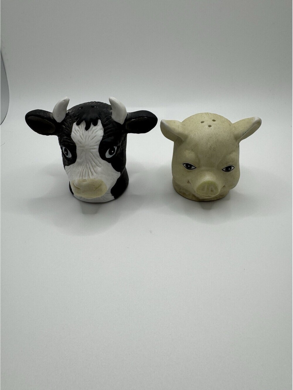 Vintage Cow And Pig Salt And Pepper Shakers